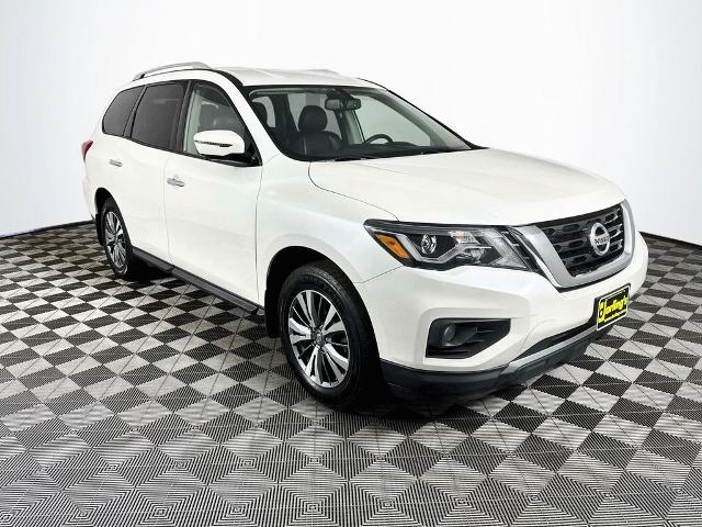 2020 Nissan Pathfinder SL