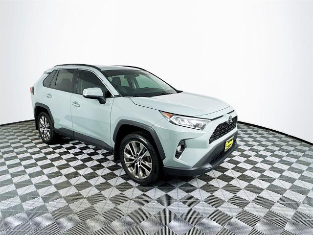 2020 Toyota RAV4 XLE Premium
