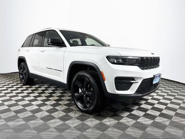 2023 Jeep Grand Cherokee Laredo