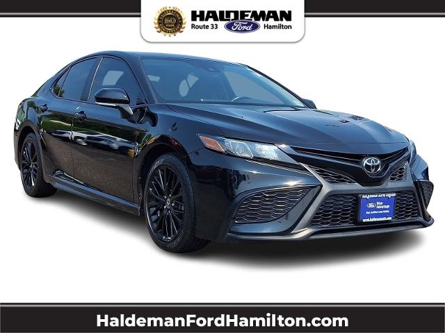 2022 Toyota Camry SE Nightshade