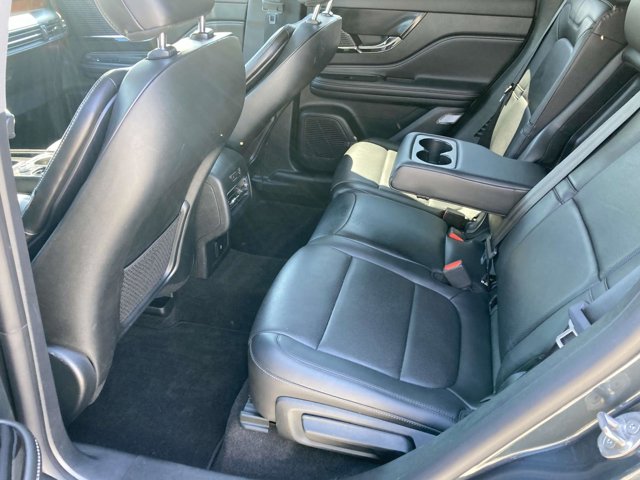 Vehicle Image 17