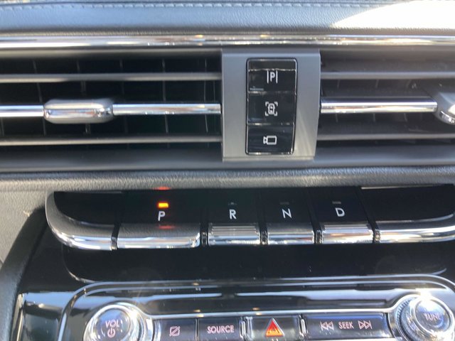 Vehicle Image 27