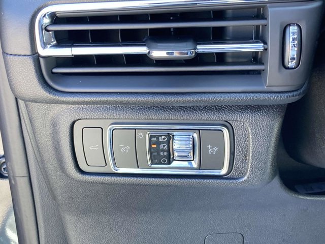 Vehicle Image 31