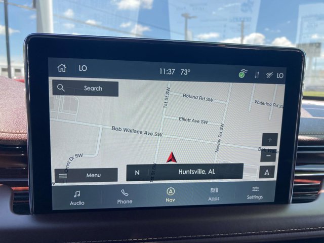 Vehicle Image 25