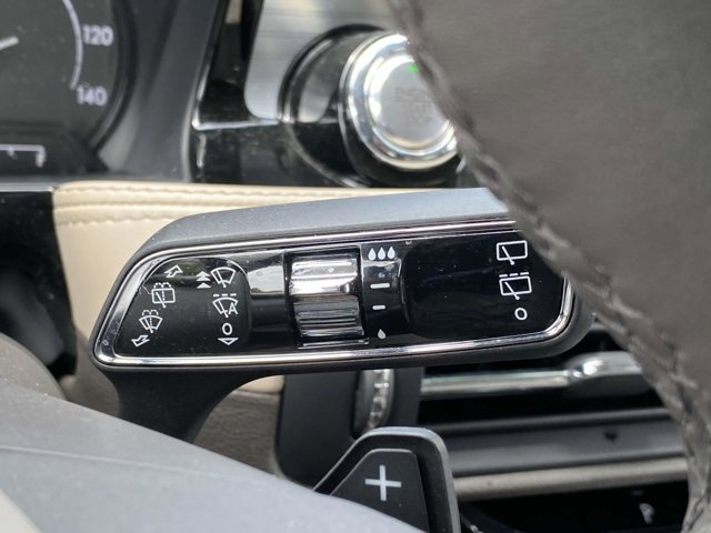 Vehicle Image 27