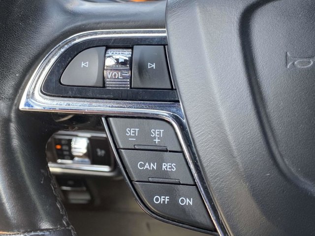 Vehicle Image 26