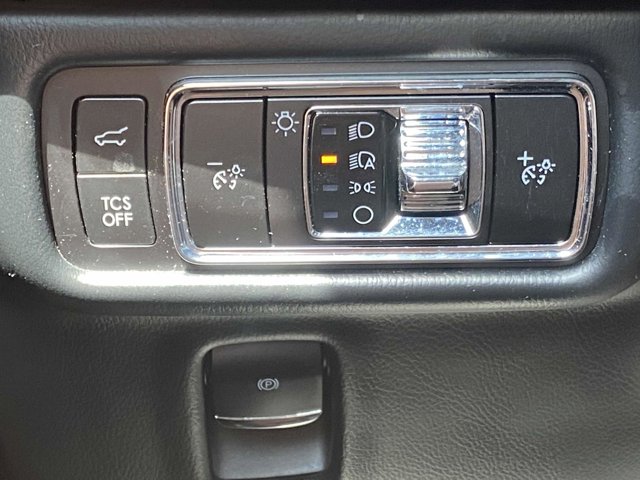 Vehicle Image 27