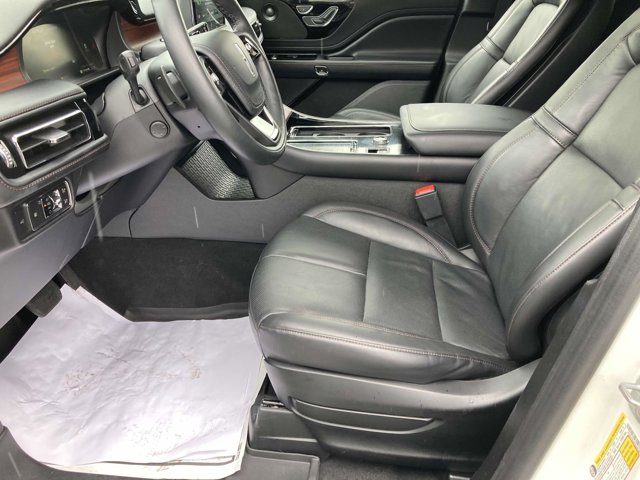 Vehicle Image 22