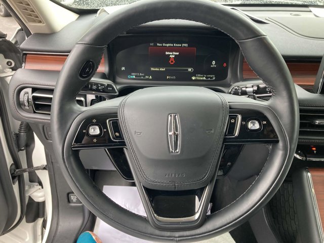 Vehicle Image 33