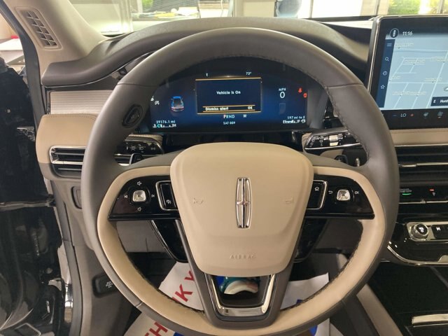 Vehicle Image 29