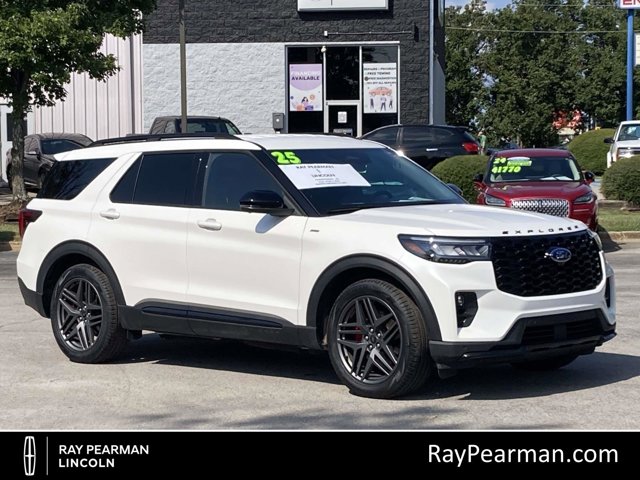 2025 Ford Explorer