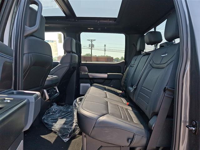 2026 Ford F-250 Super Duty Platinum - Photo 28
