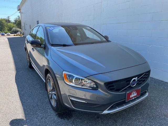 2018 Volvo S60 Cross Country