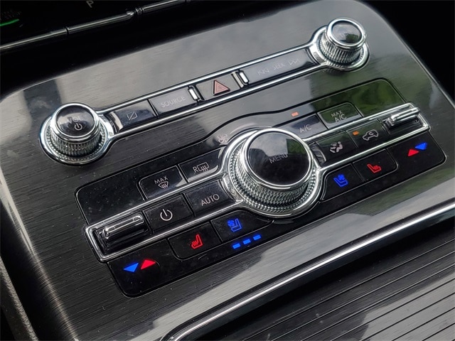 Vehicle Image 27