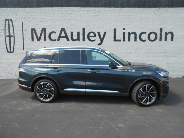 2023 Lincoln Aviator