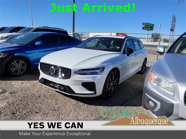 2024 Volvo V60 Recharge Plug-in Hybrid