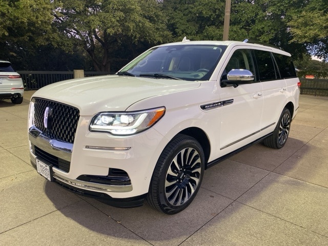 2024 Lincoln Navigator