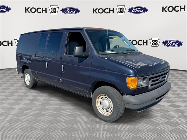 2004 Ford Econoline Cargo Van