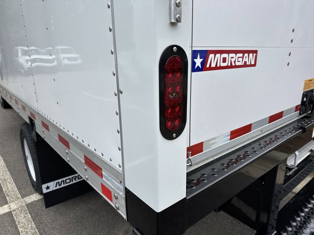 New 2027 Oxford White Ford E-350 SRW image 46
