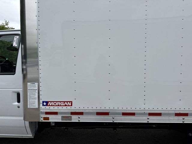 New 2027 Oxford White Ford E-350 SRW image 48
