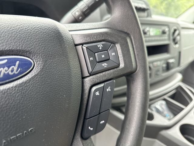 New 2027 Oxford White Ford E-350 SRW image 53