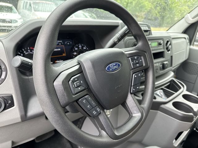 New 2027 Oxford White Ford E-350 SRW image 54