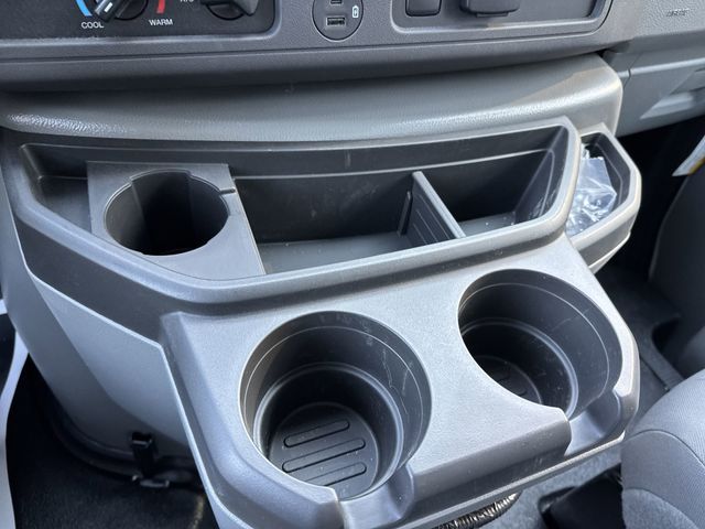 New 2026 Oxford White Ford E-350 SRW image 31