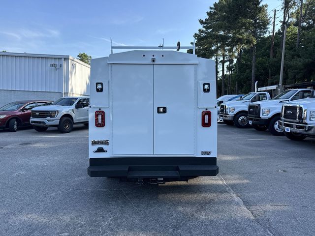 New 2026 Oxford White Ford E-350 SRW image 7