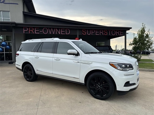 2023 Lincoln Navigator L