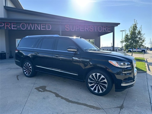2022 Lincoln Navigator L