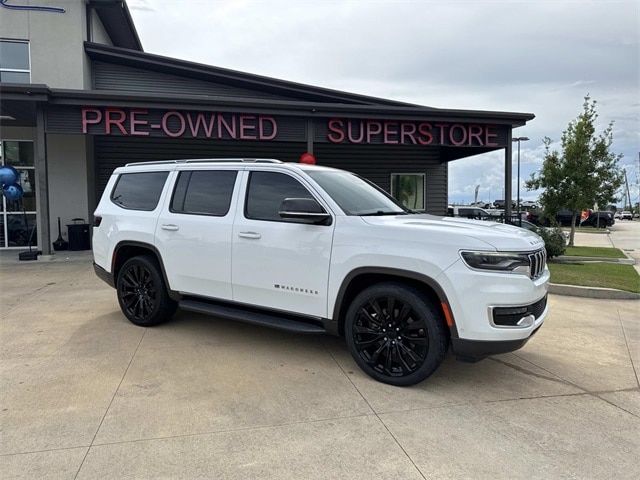 2022 Jeep Wagoneer