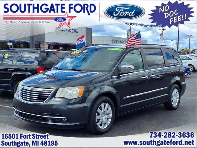 2012 Chrysler Town & Country
