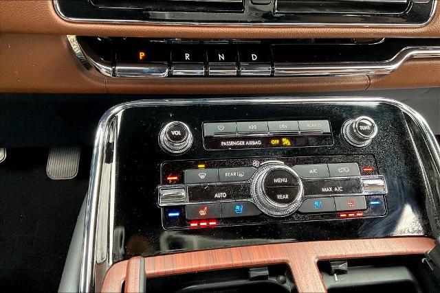 Vehicle Image 33