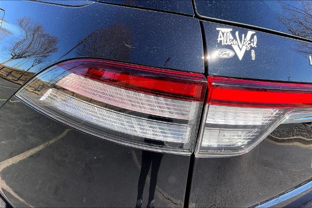 Vehicle Image 30