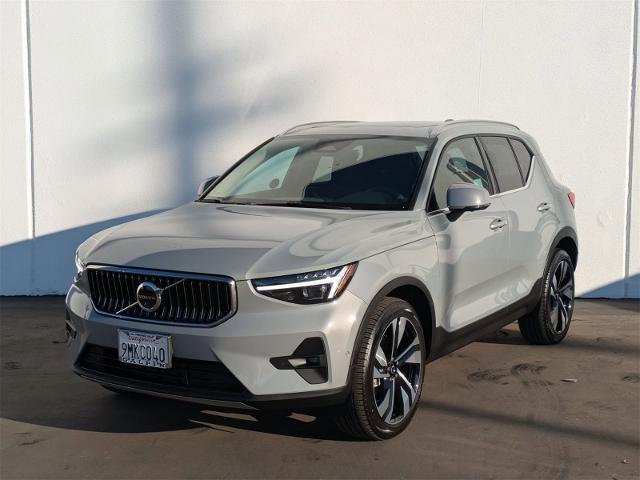 2024 Volvo XC40