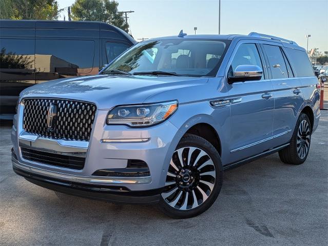 2022 Lincoln Navigator