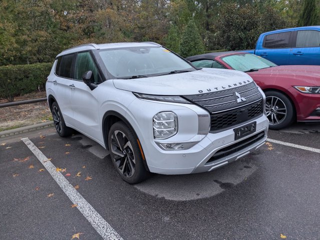 2024 Mitsubishi Outlander