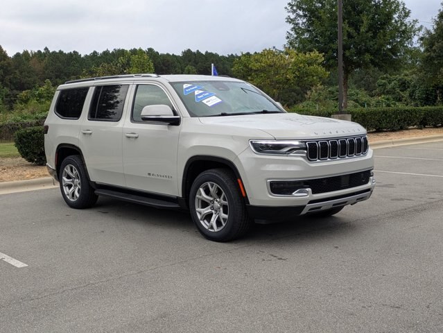 2022 Jeep Wagoneer