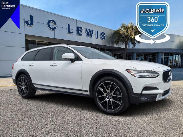 2018 Volvo V90 Cross Country T6