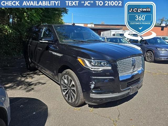 2023 Lincoln Navigator L