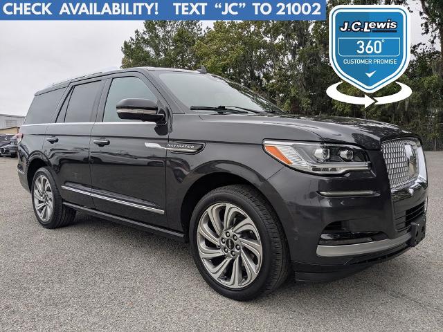 2022 Lincoln Navigator