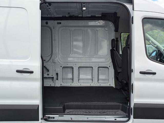 New 2026 Oxford White Ford Base image 42