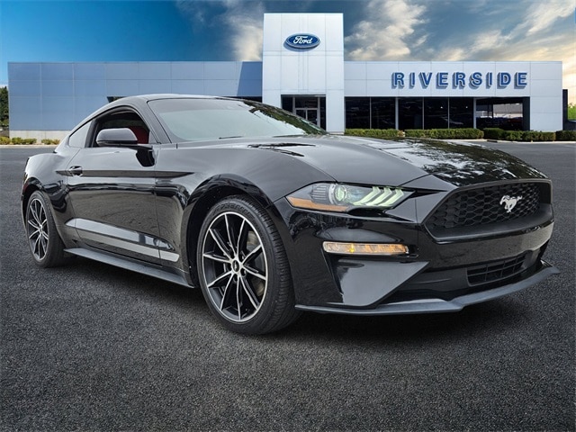 2022 Ford Mustang