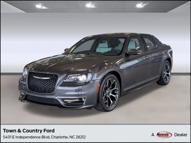 2018 Chrysler 300