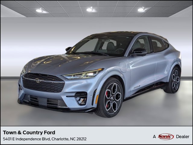 2022 Ford Mustang Mach-e