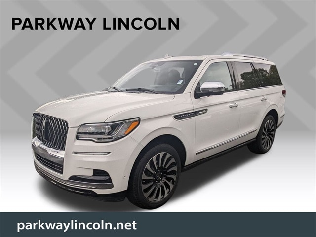 2022 Lincoln Navigator