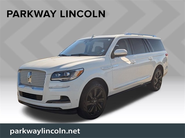 2023 Lincoln Navigator L