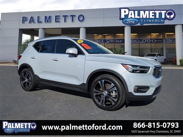 2021 Volvo XC40