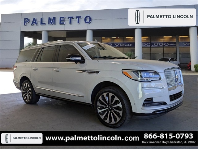 2023 Lincoln Navigator L