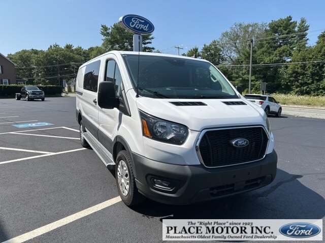 2023 Ford Transit Cargo Van